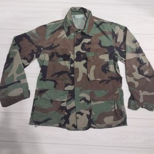 US Army Combat Woodland Camo Field Jacket Hot Weather Coat  Sz Medium